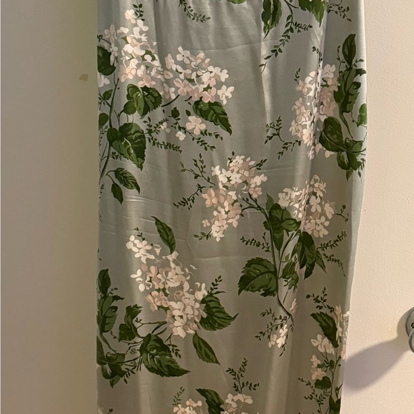 Reformation Frankie Silk Dress - Picture 6 of 6